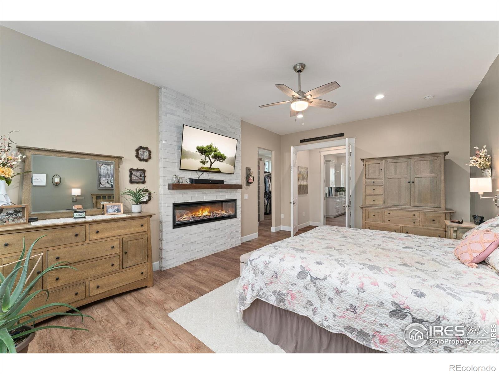 MLS Image #12 for 2320  apple street,longmont, Colorado