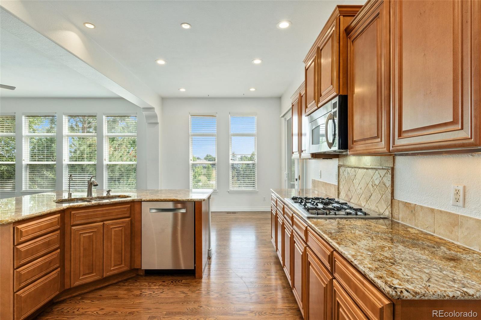 MLS Image #11 for 15518 w 75th place,arvada, Colorado