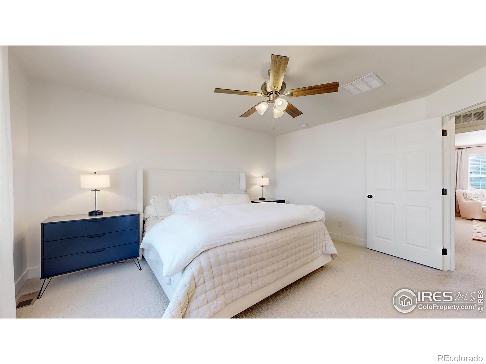 MLS Image #13 for 10949  memphis court,commerce city, Colorado
