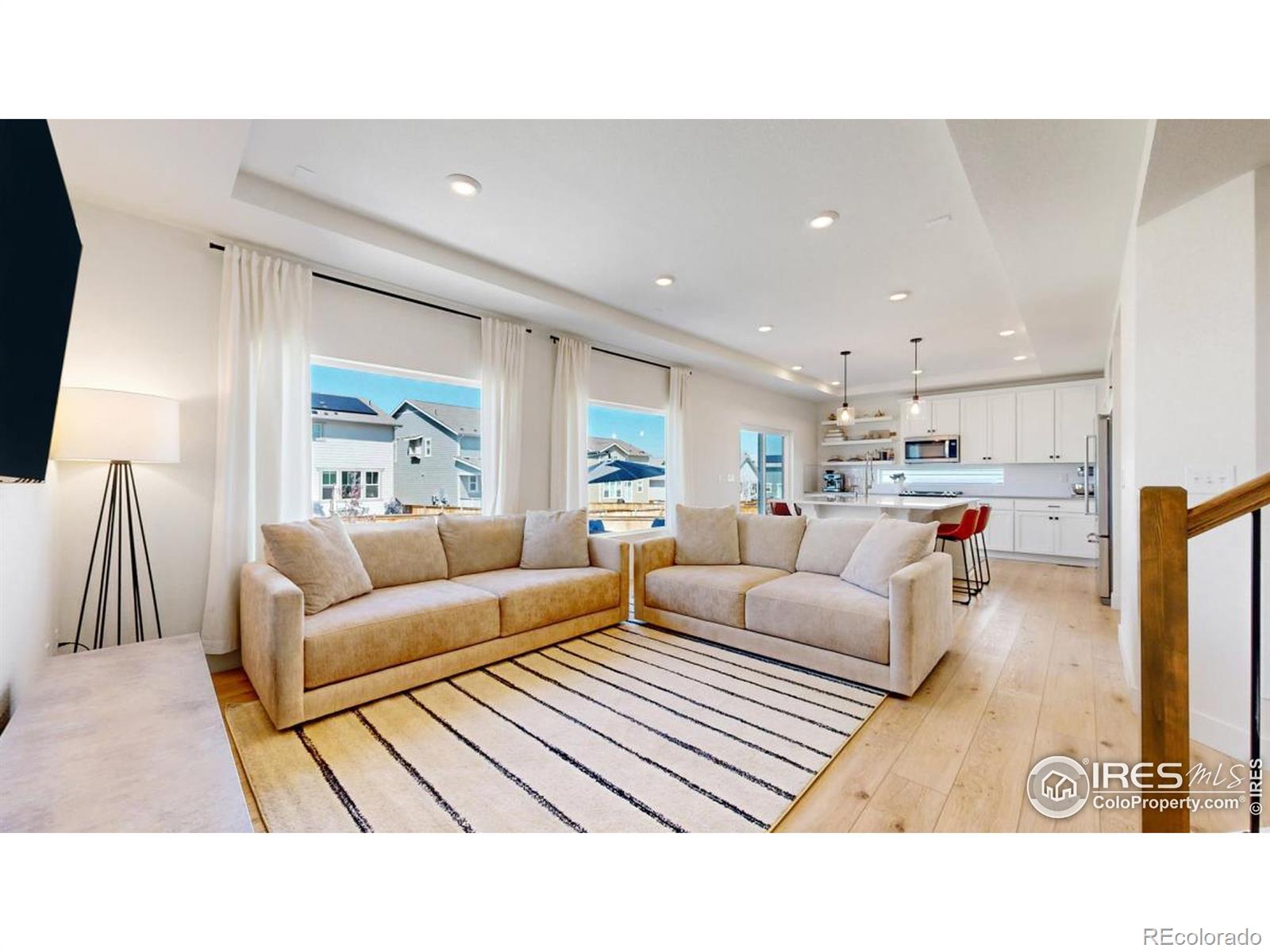 MLS Image #7 for 10949  memphis court,commerce city, Colorado