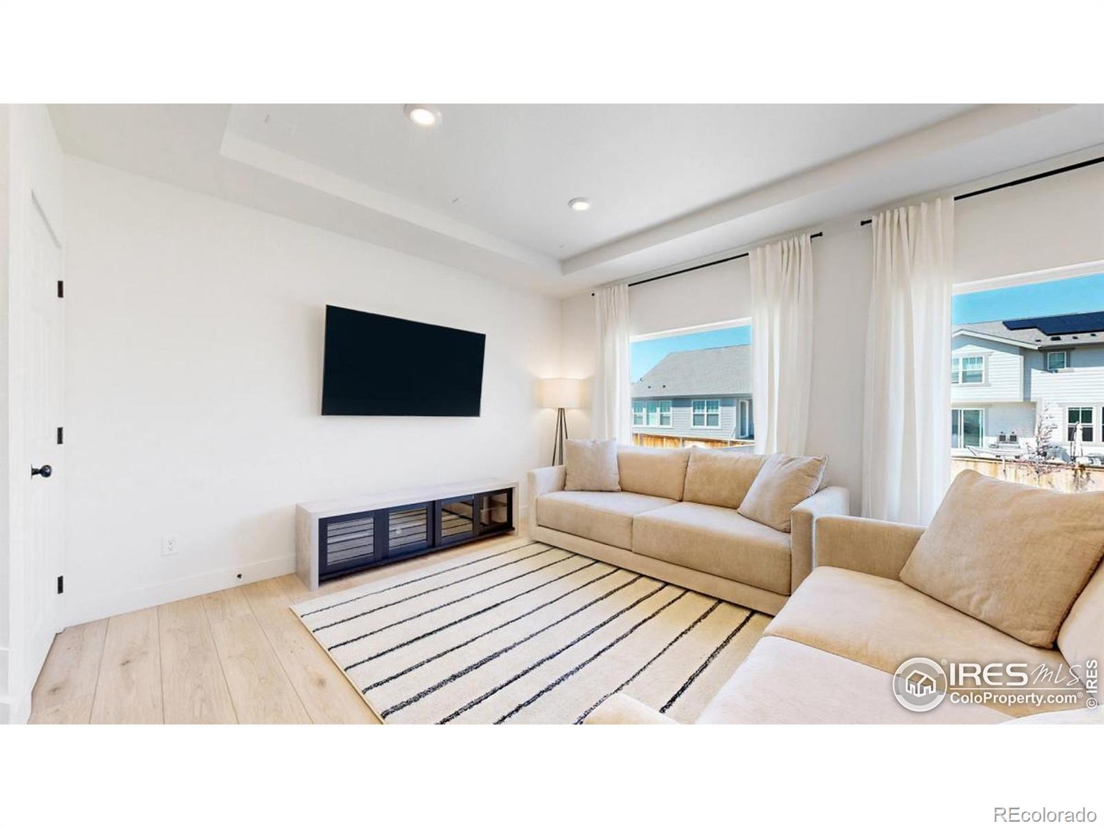 MLS Image #8 for 10949  memphis court,commerce city, Colorado