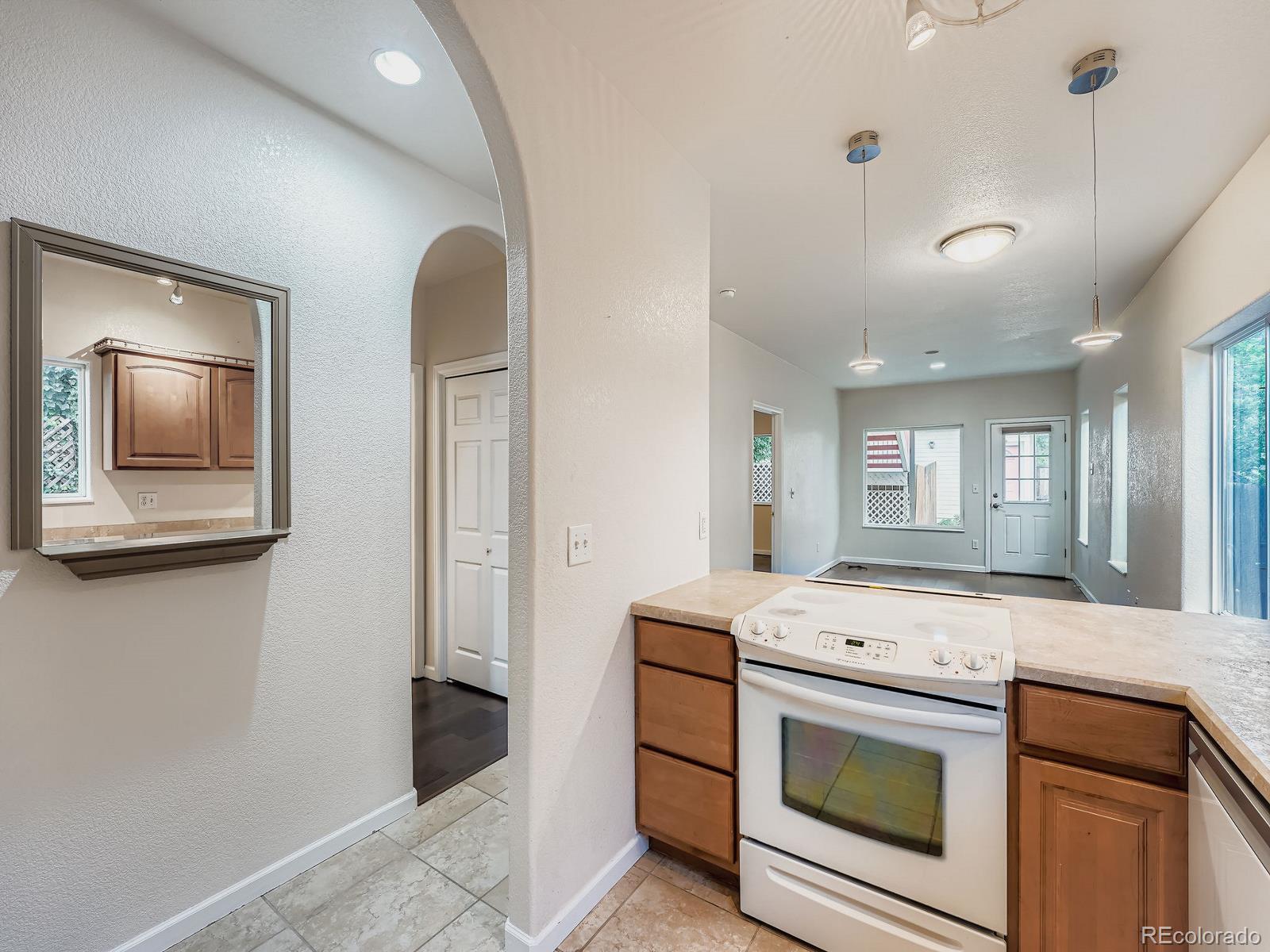 MLS Image #3 for 3588 s cherokee street,englewood, Colorado