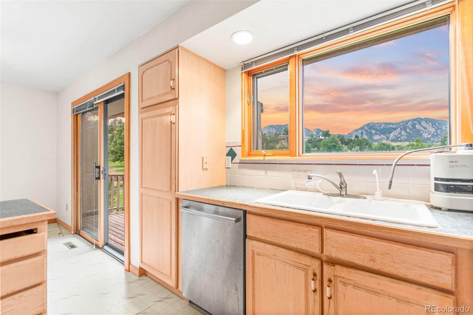 MLS Image #10 for 4814 w moorhead circle,boulder, Colorado