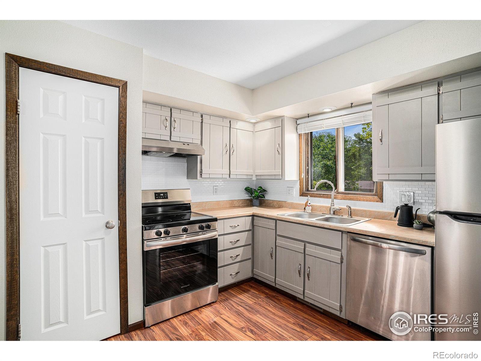 MLS Image #9 for 2503 n estrella avenue,loveland, Colorado