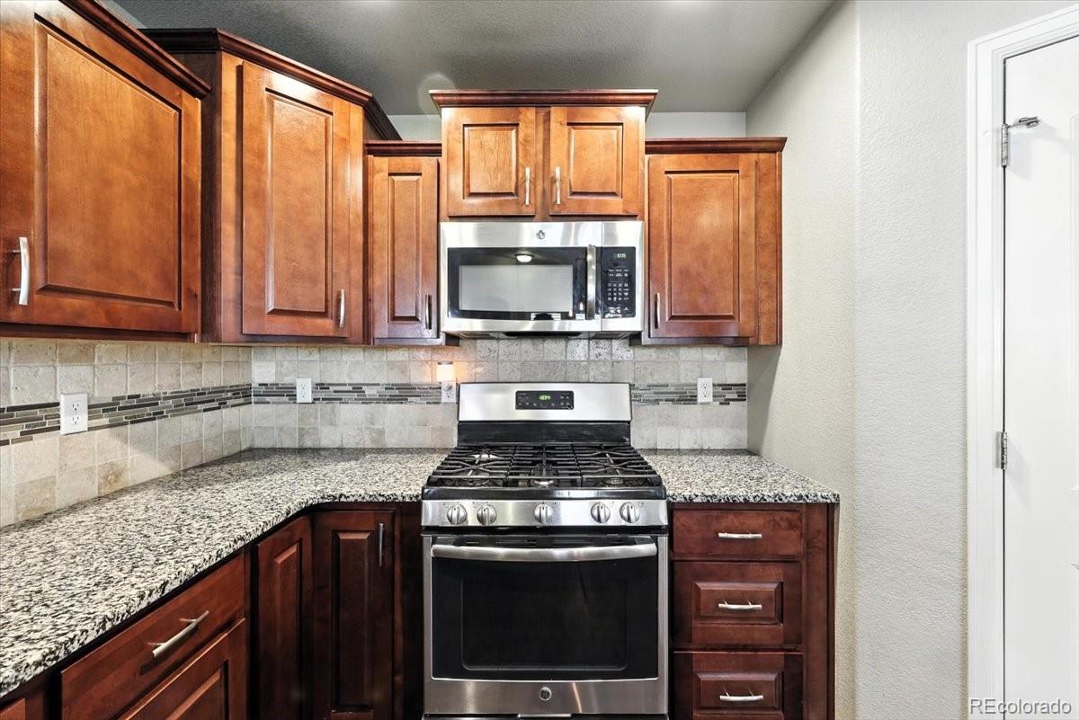 MLS Image #4 for 4152  park village grove,colorado springs, Colorado