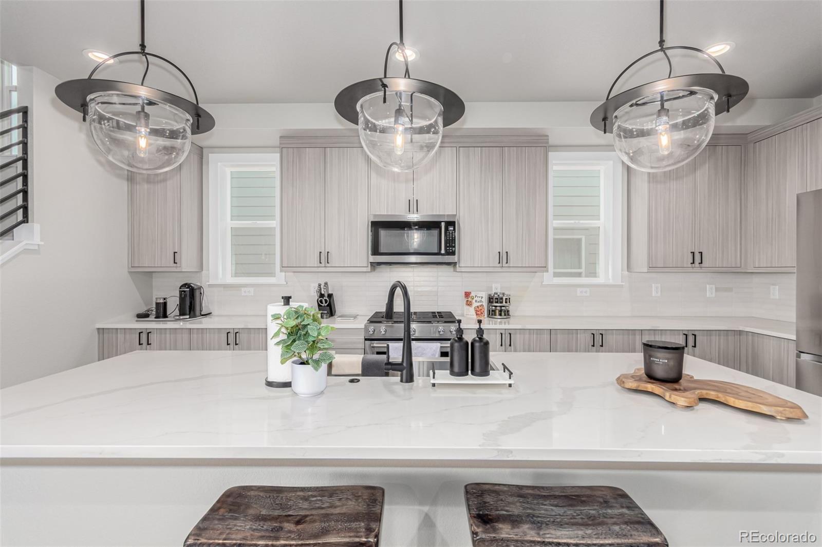 MLS Image #16 for 2742 e 103rd avenue,denver, Colorado