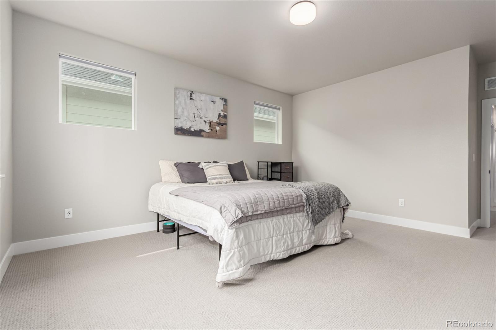 MLS Image #27 for 2742 e 103rd avenue,denver, Colorado