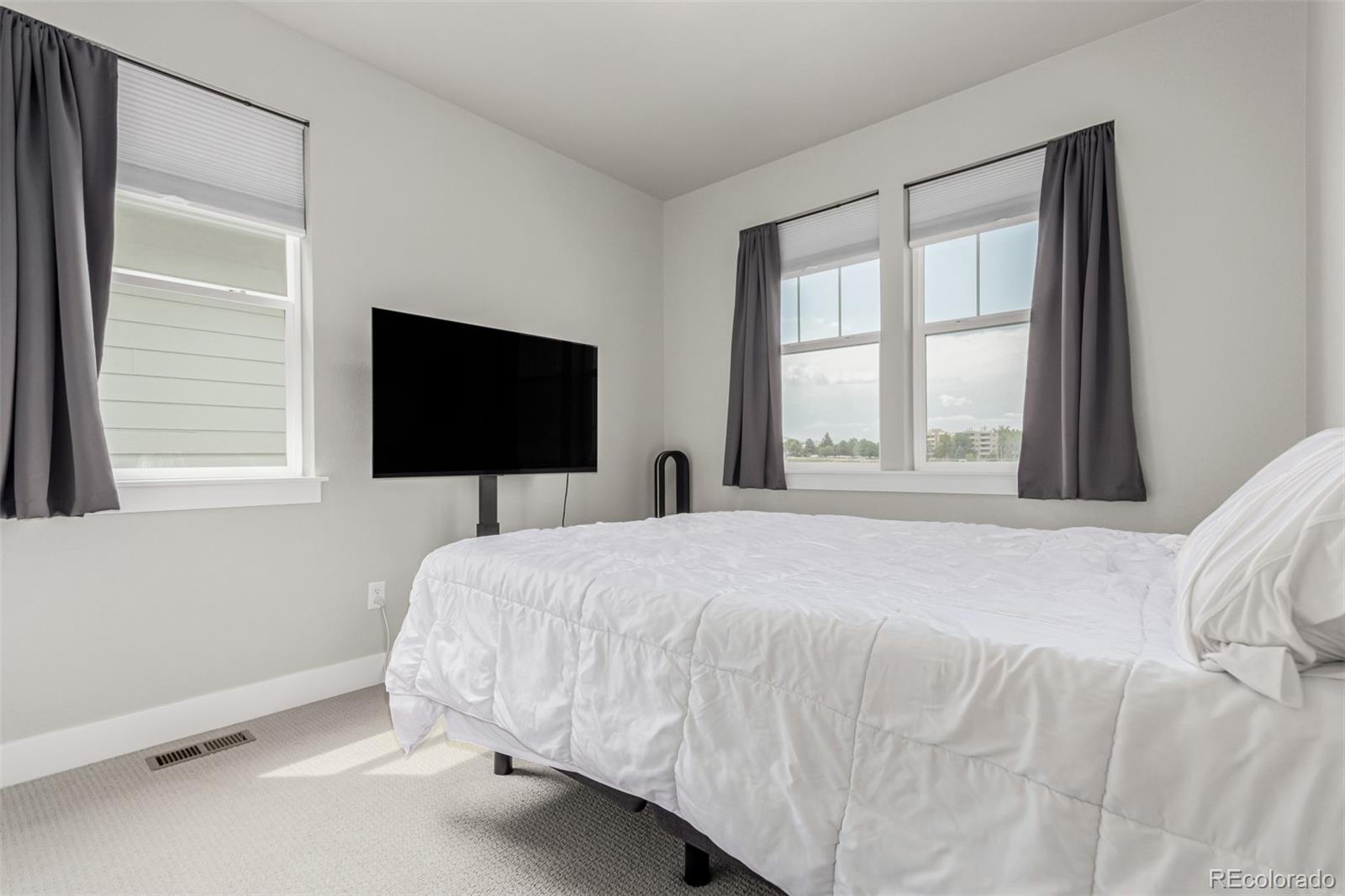 MLS Image #37 for 2742 e 103rd avenue,denver, Colorado