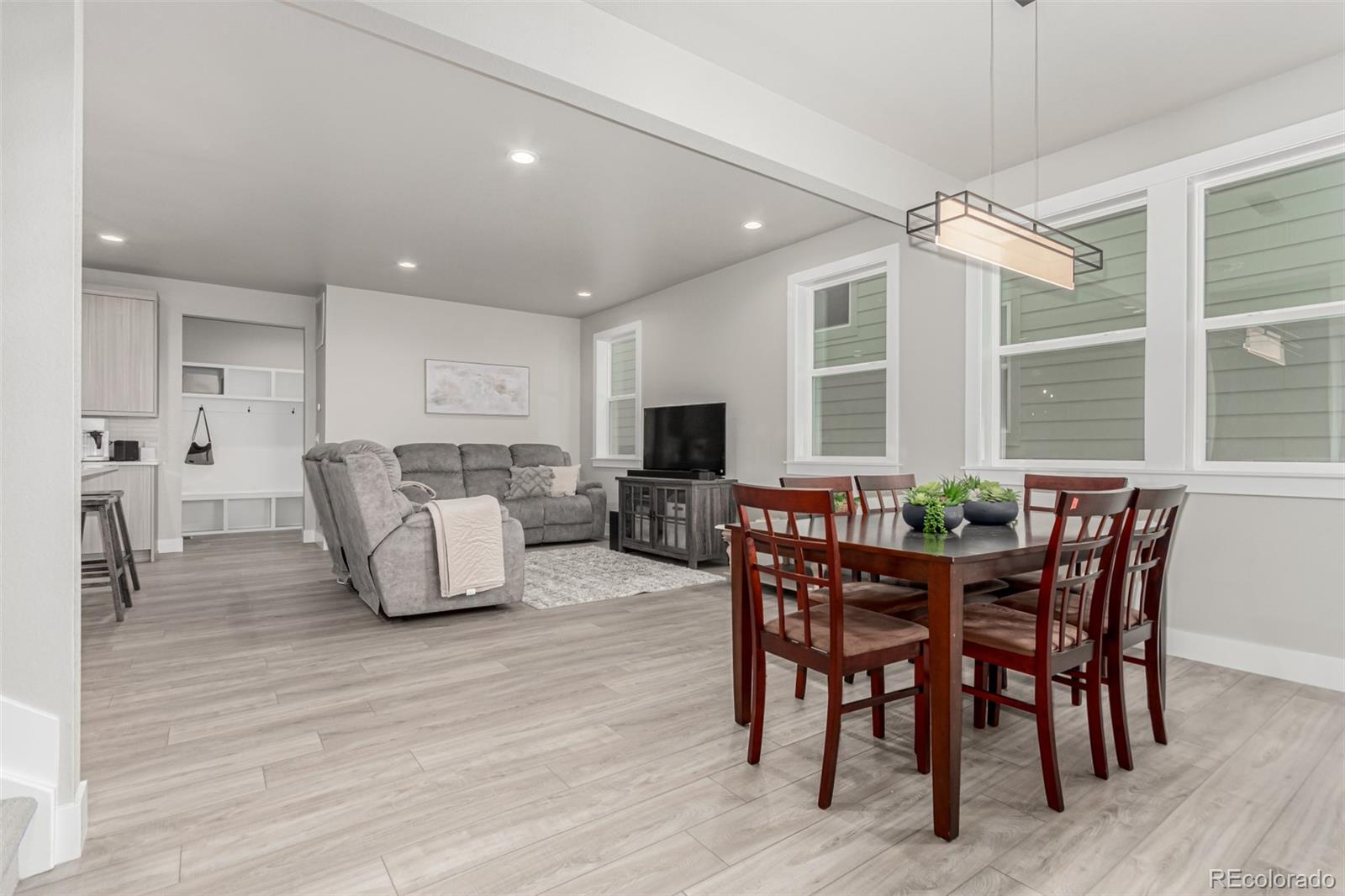 MLS Image #8 for 2742 e 103rd avenue,denver, Colorado