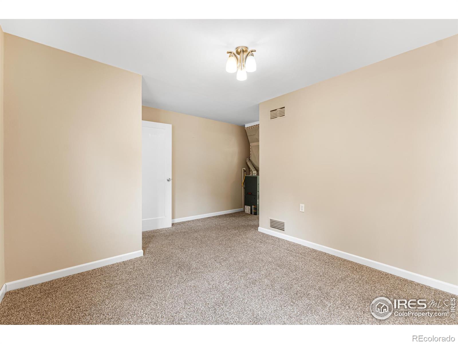 MLS Image #14 for 810  elm street,windsor, Colorado