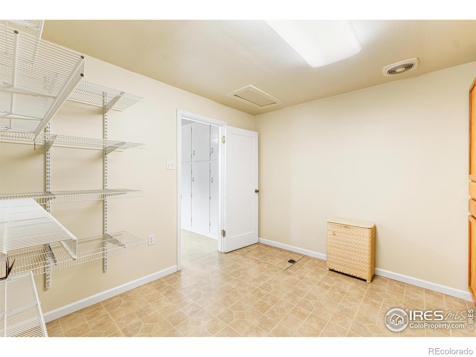 MLS Image #23 for 810  elm street,windsor, Colorado