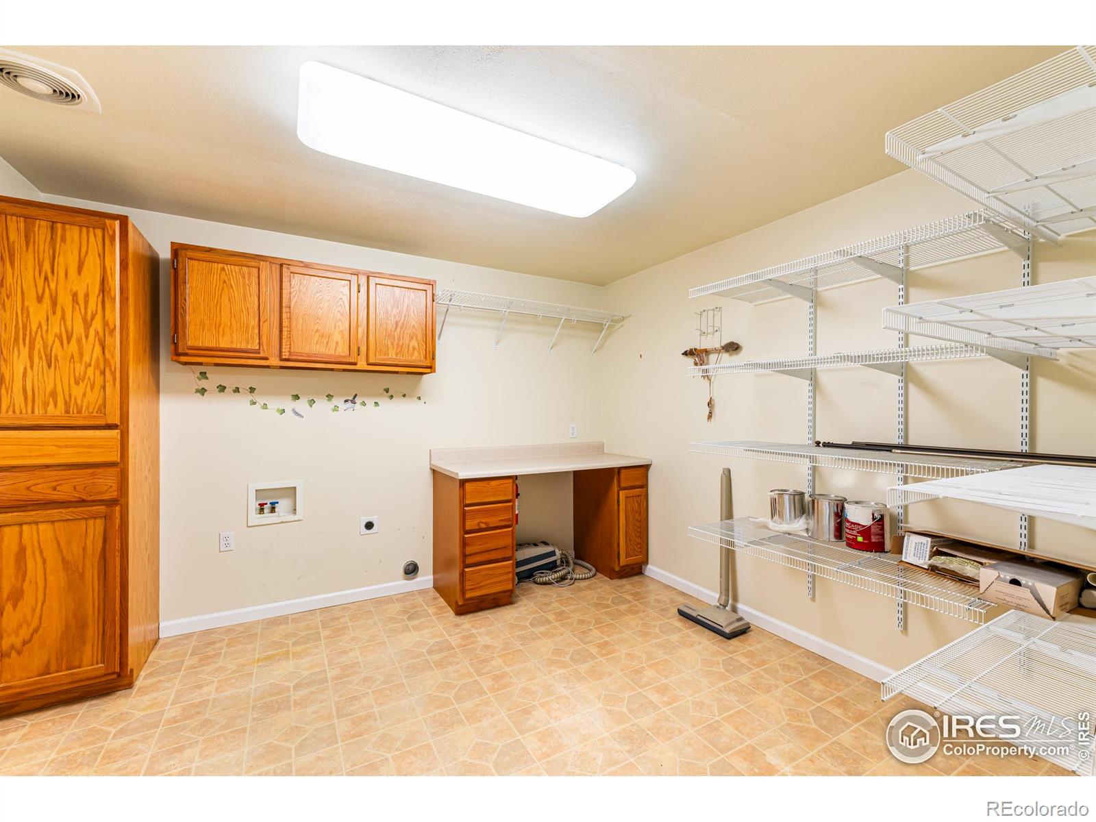 MLS Image #27 for 810  elm street,windsor, Colorado