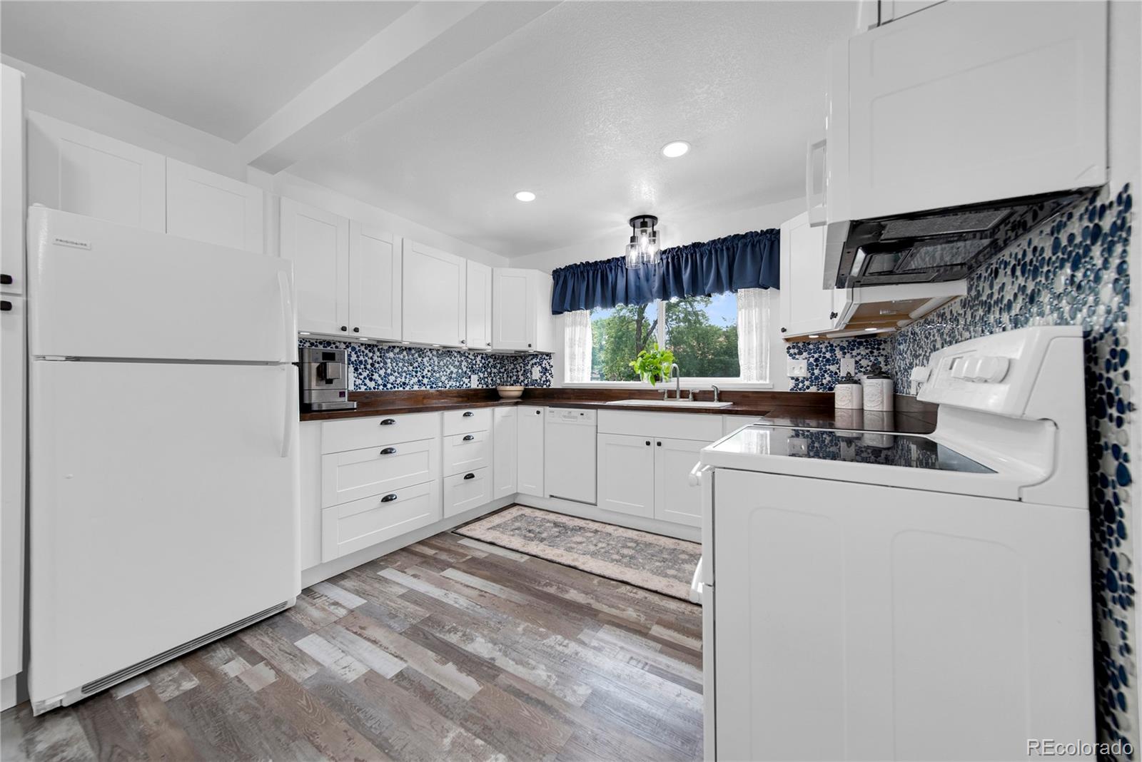 MLS Image #19 for 201 w 4th street,akron, Colorado