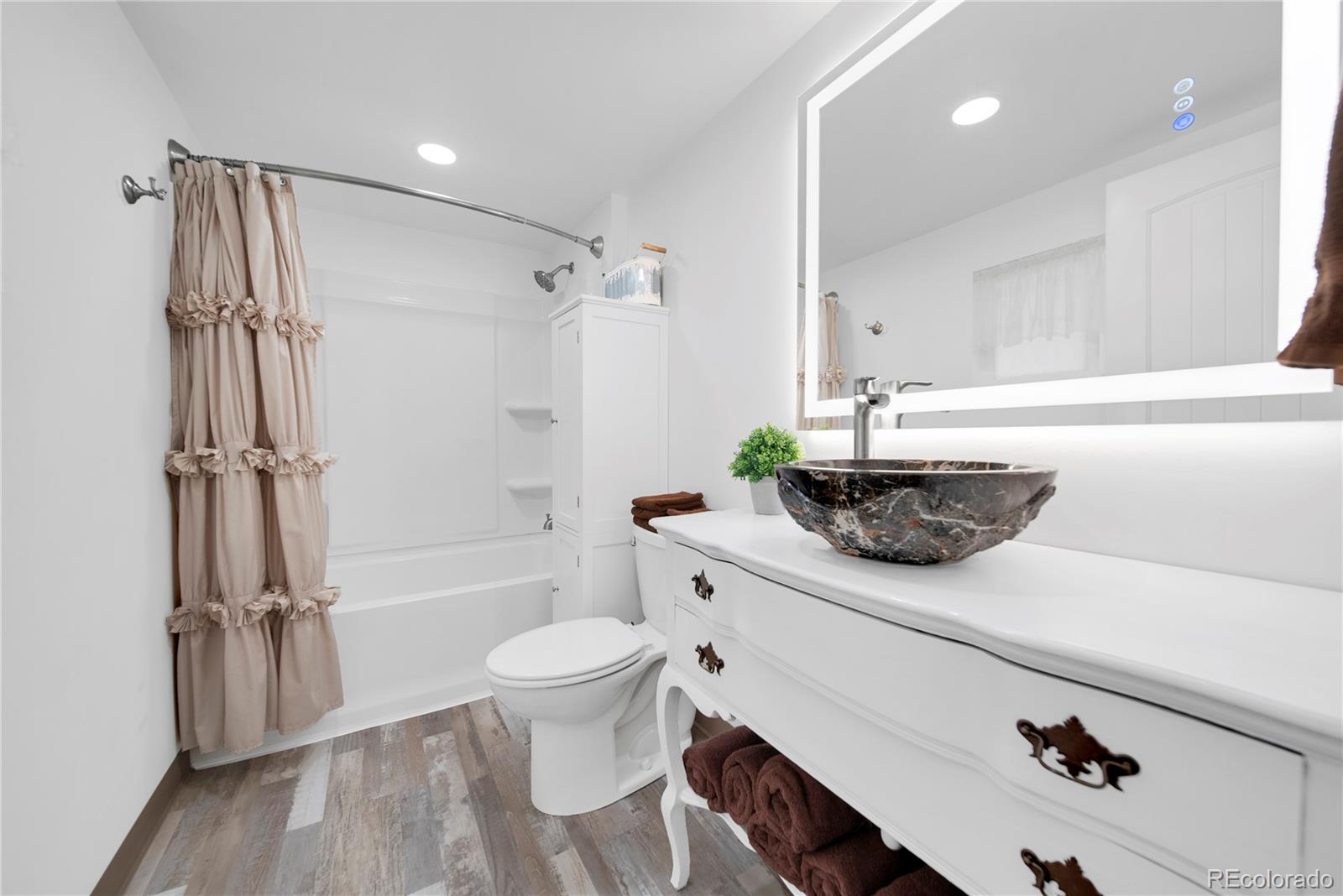 MLS Image #21 for 201 w 4th street,akron, Colorado