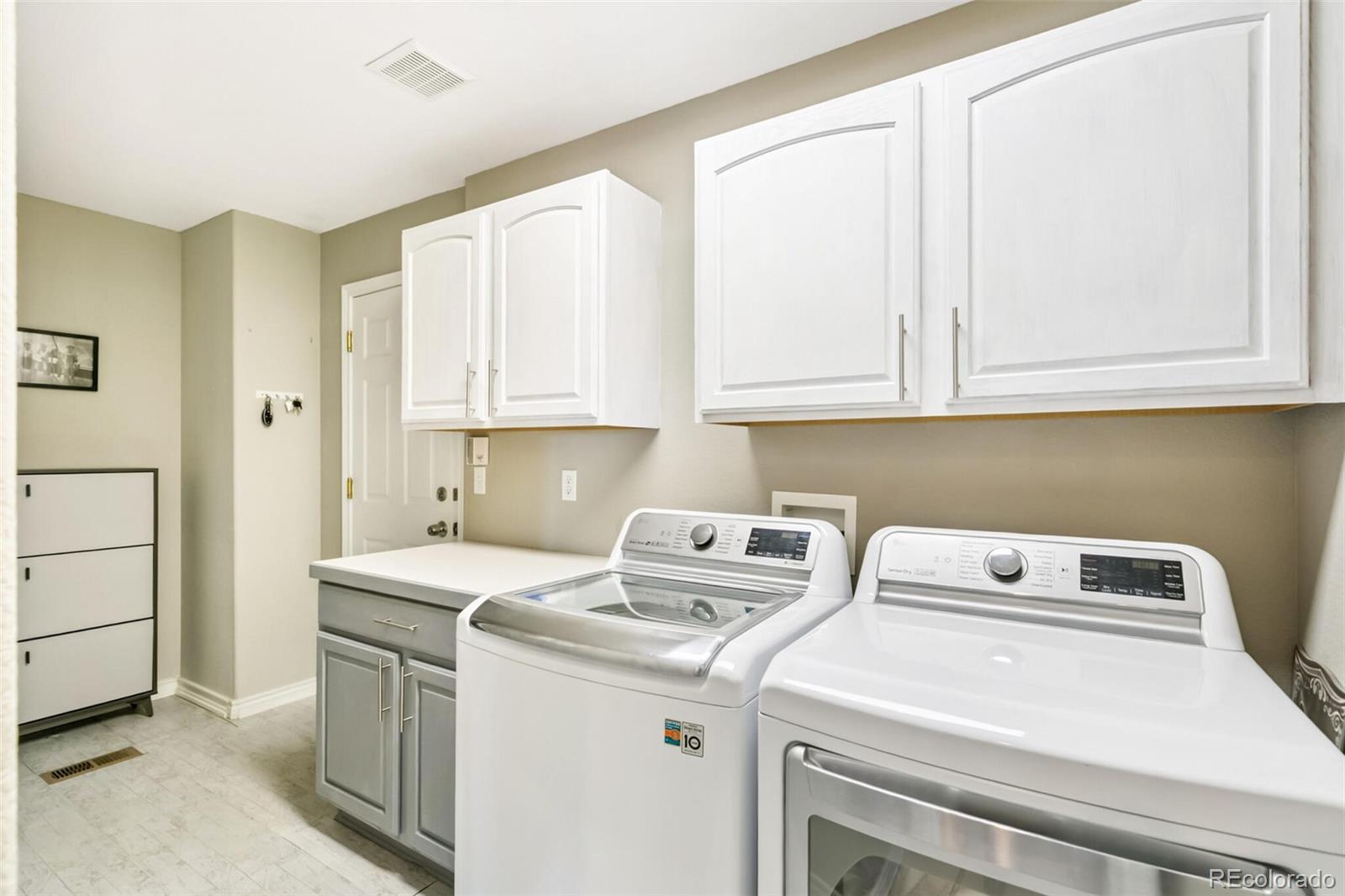 MLS Image #16 for 10414 w peakview place,littleton, Colorado