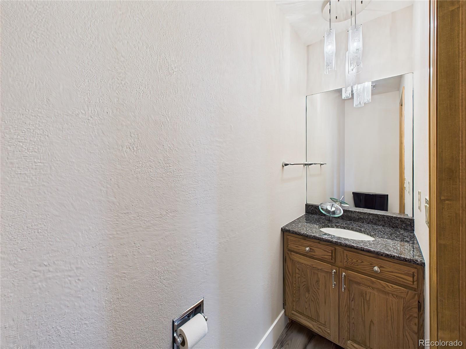 MLS Image #25 for 8  luxury lane,colorado springs, Colorado