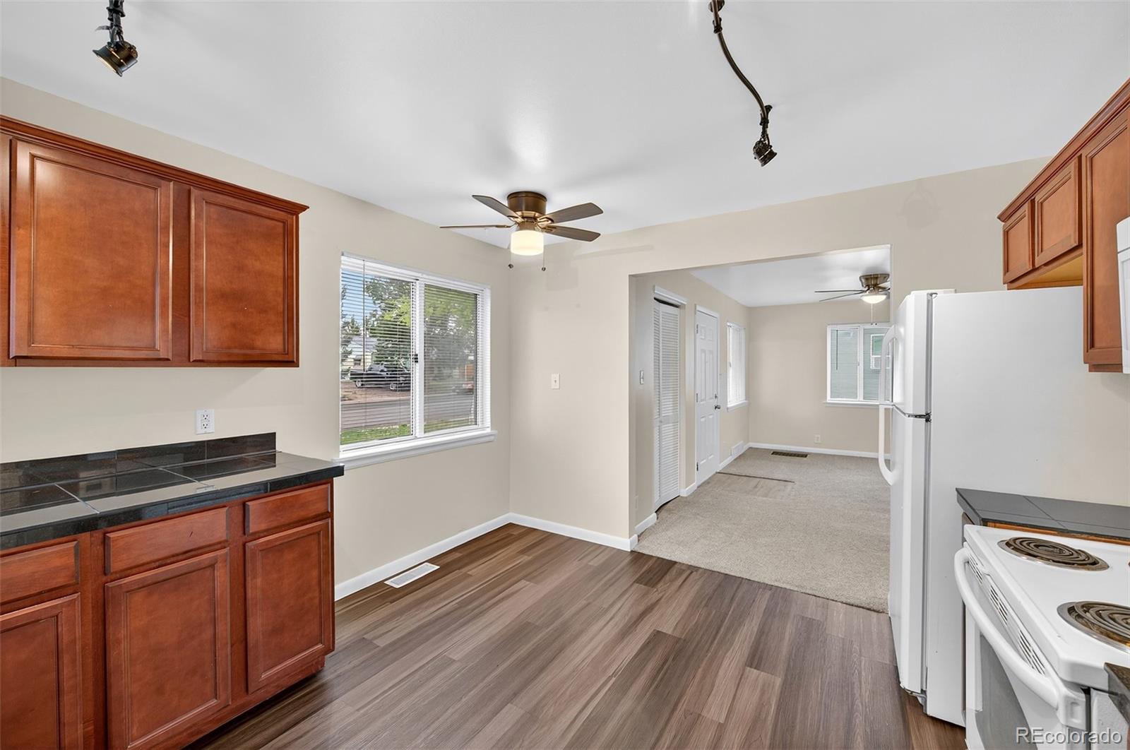 MLS Image #8 for 815  macon street,aurora, Colorado