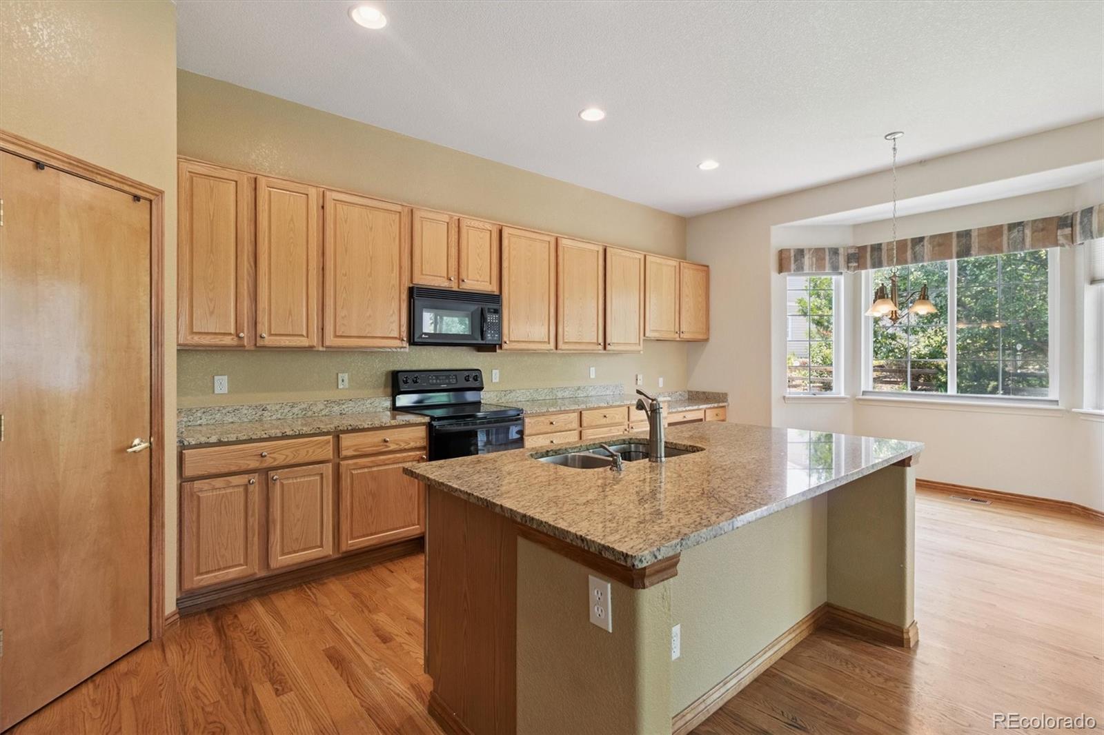 MLS Image #2 for 6371 s rifle street,aurora, Colorado