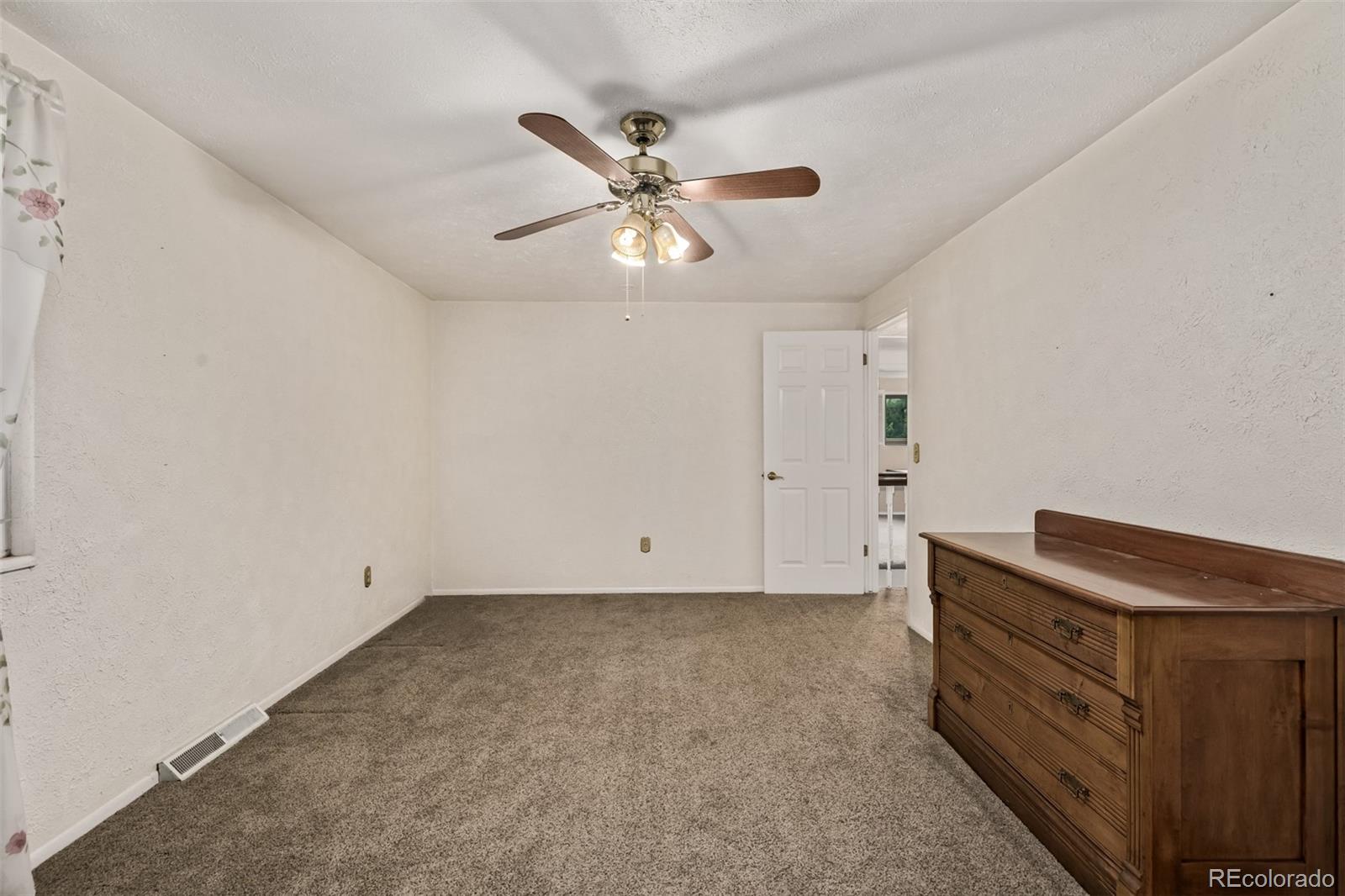 MLS Image #19 for 7489 s gallup street,littleton, Colorado