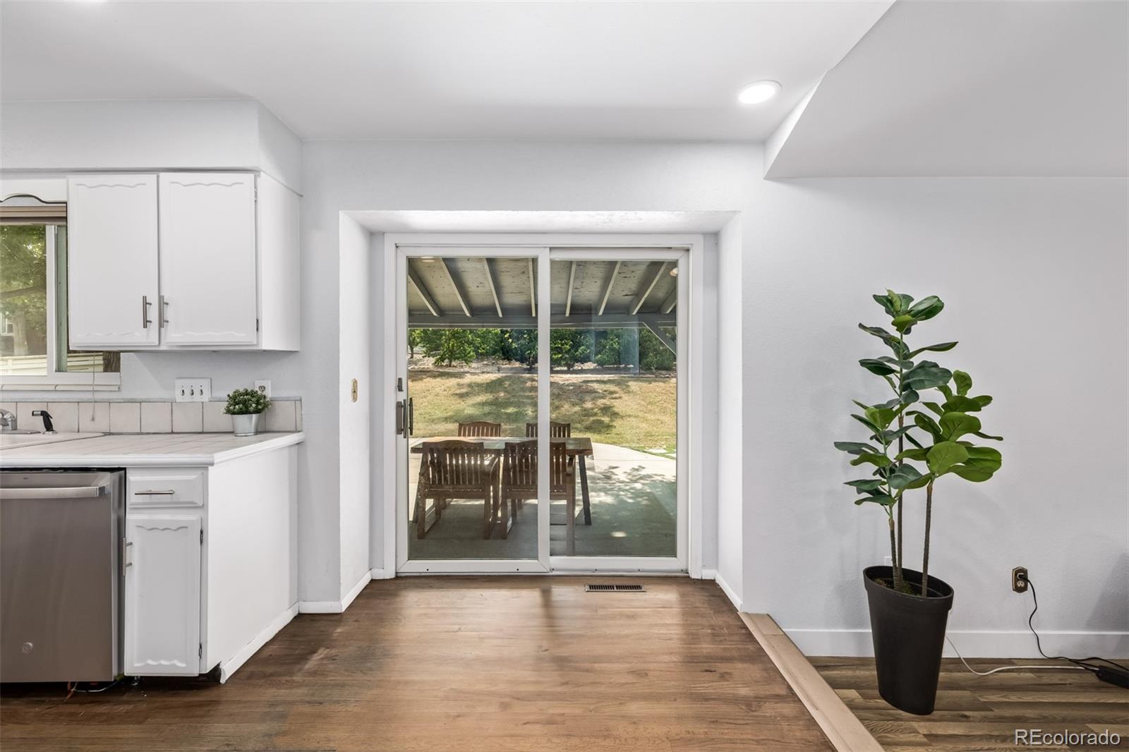 MLS Image #7 for 7489 s gallup street,littleton, Colorado