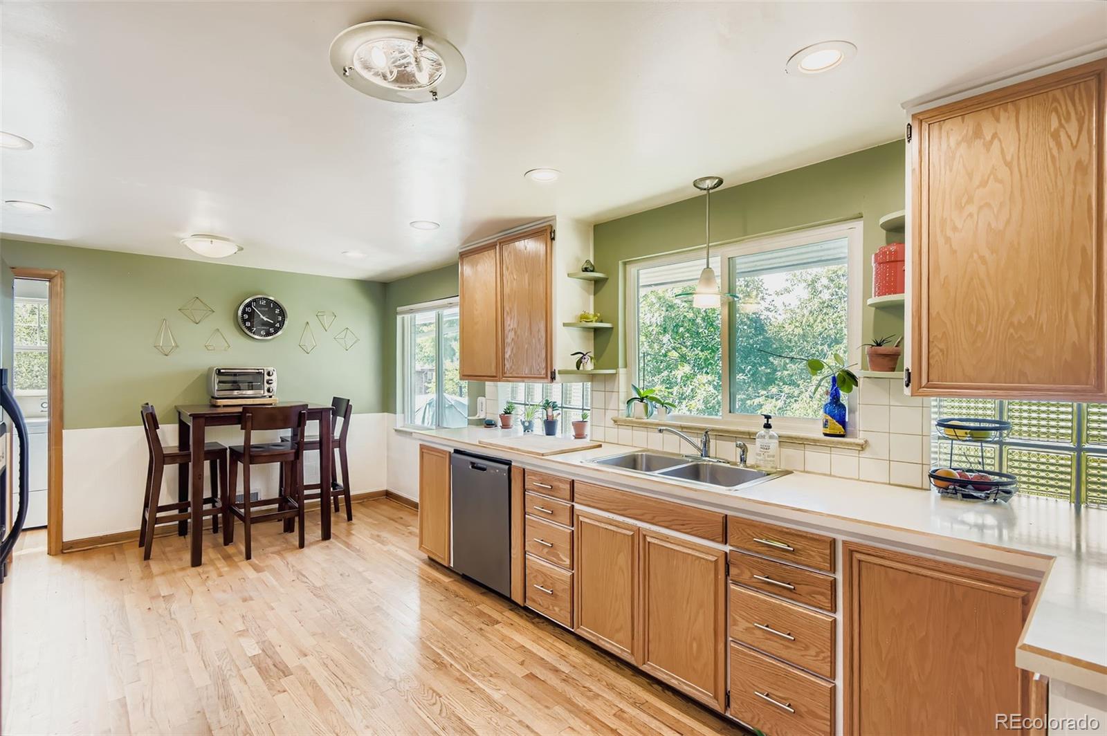 MLS Image #8 for 8391 w 38th avenue,wheat ridge, Colorado
