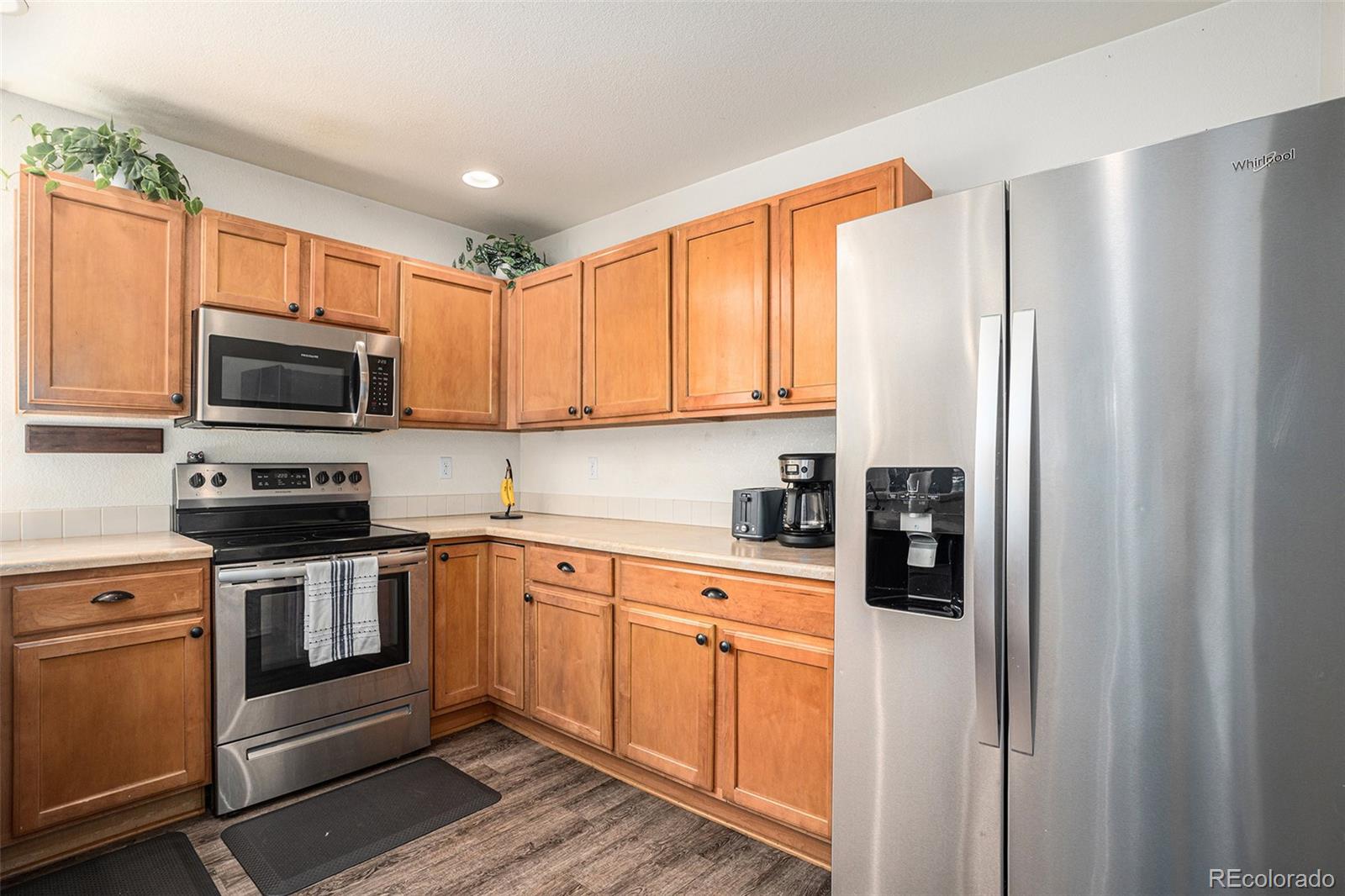 MLS Image #3 for 7287  creekfront drive,fountain, Colorado