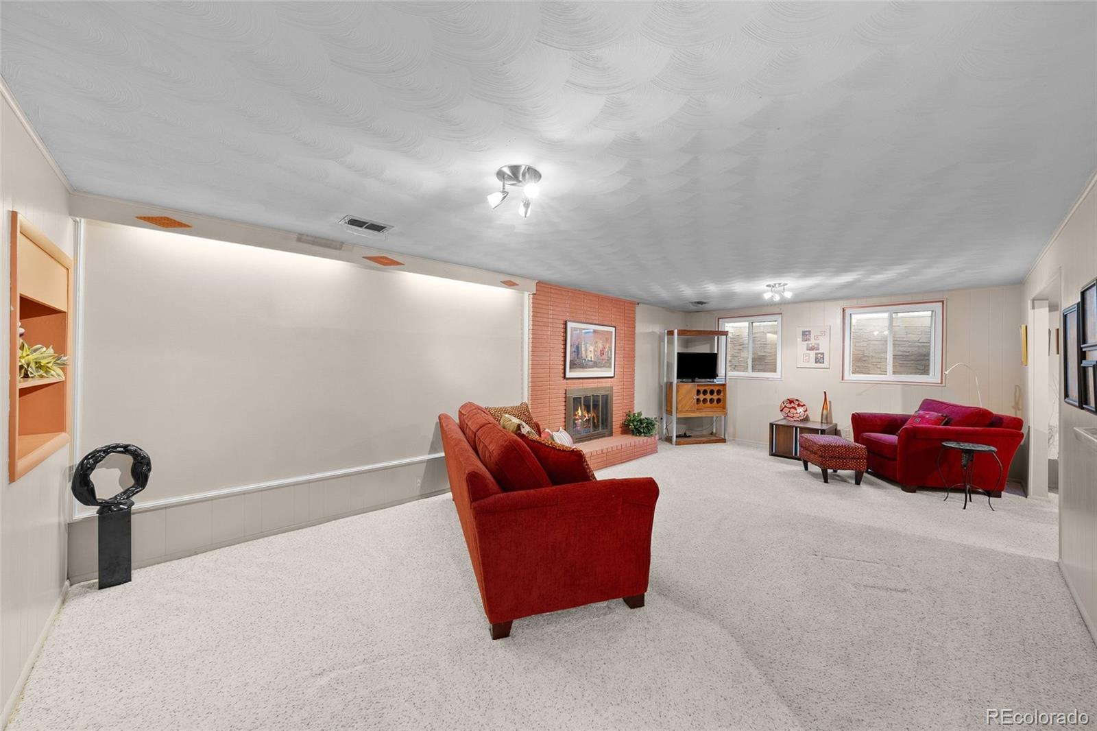 MLS Image #18 for 3320 s fulton court,denver, Colorado