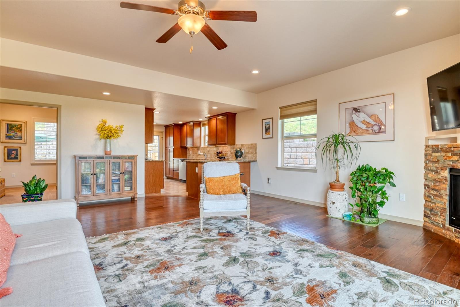 MLS Image #12 for 5703  canyon reserve heights,colorado springs, Colorado