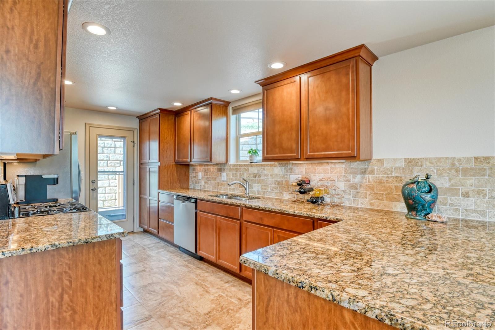 MLS Image #16 for 5703  canyon reserve heights,colorado springs, Colorado