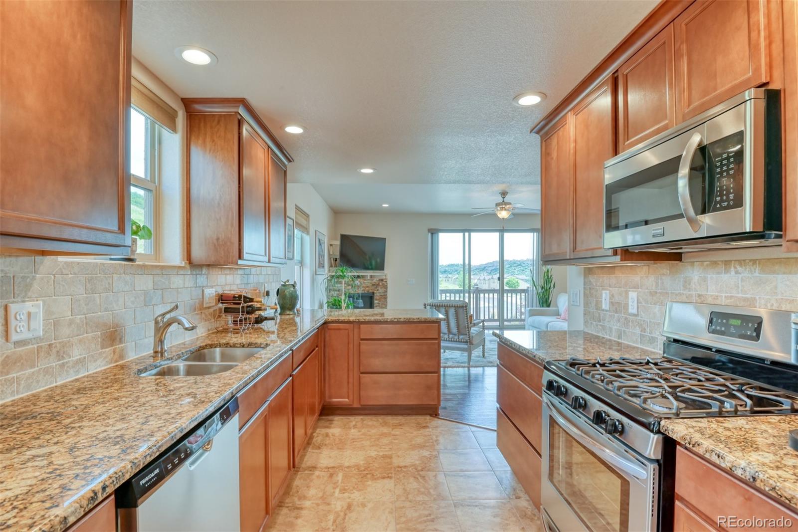 MLS Image #17 for 5703  canyon reserve heights,colorado springs, Colorado
