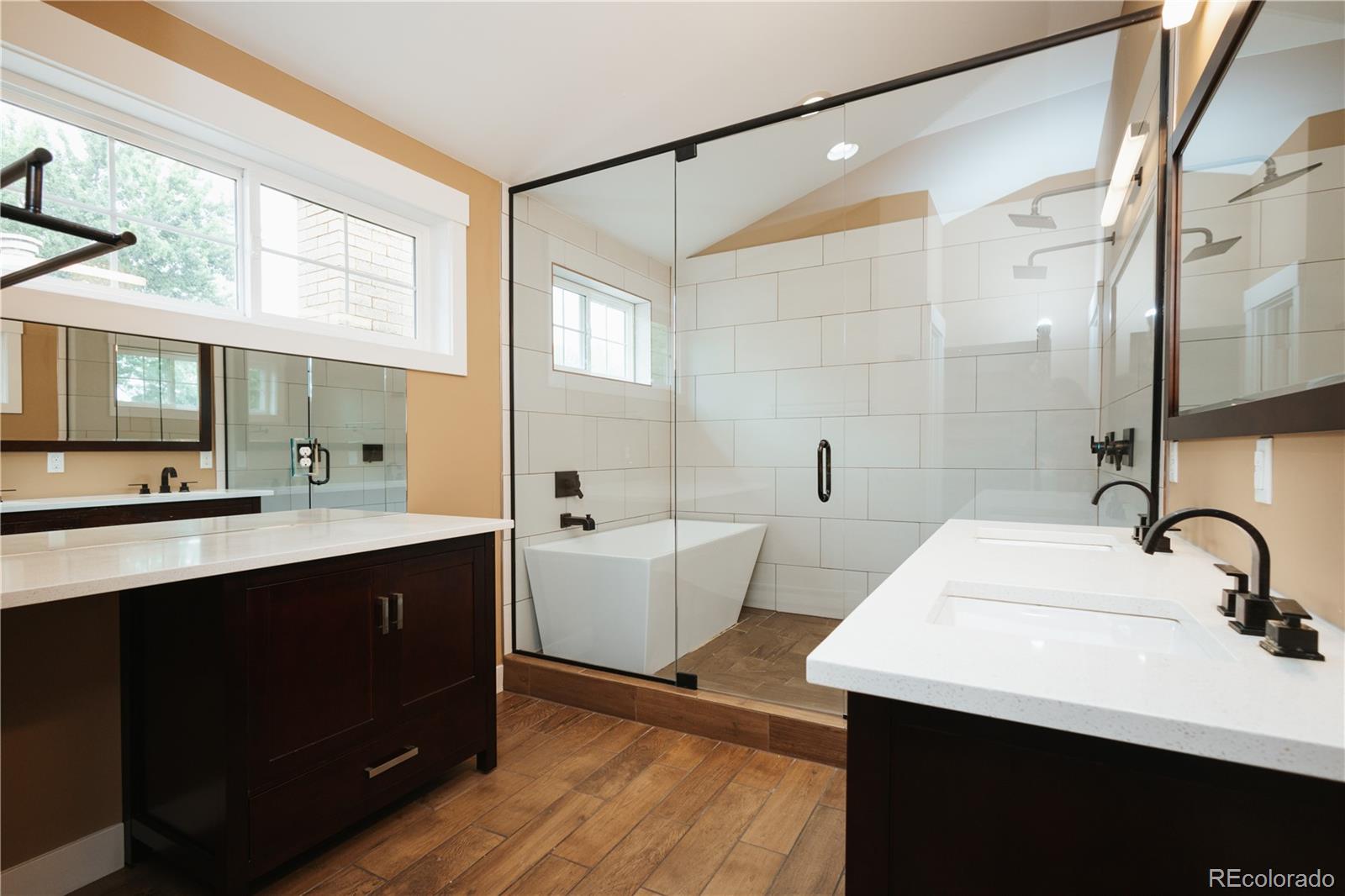 MLS Image #17 for 850  steele street,denver, Colorado