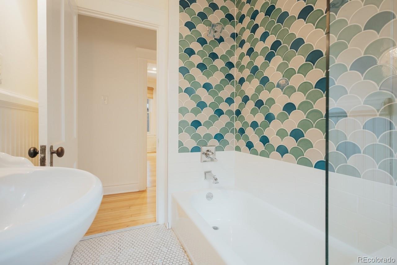 MLS Image #23 for 850  steele street,denver, Colorado