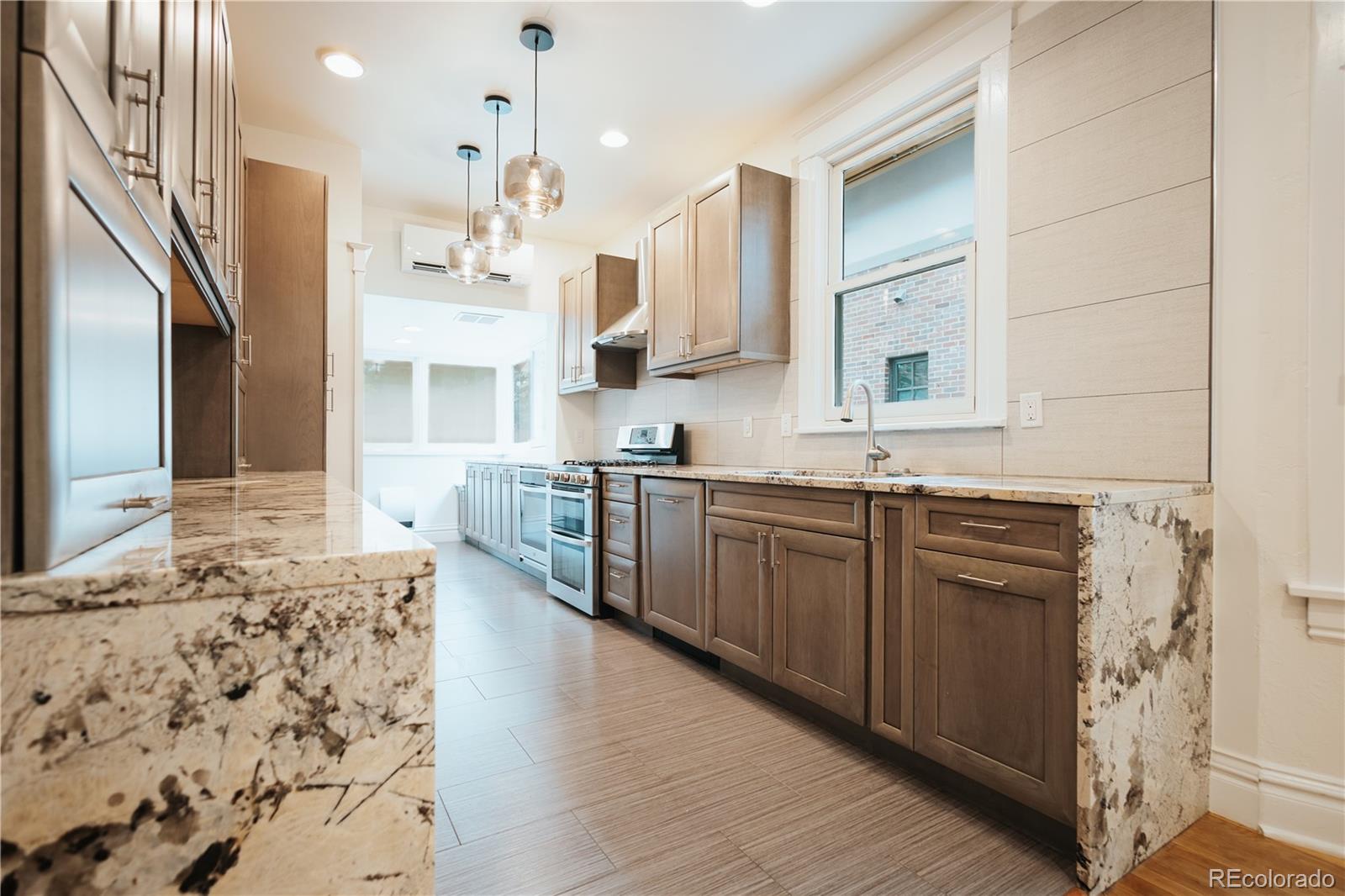 MLS Image #9 for 850  steele street,denver, Colorado