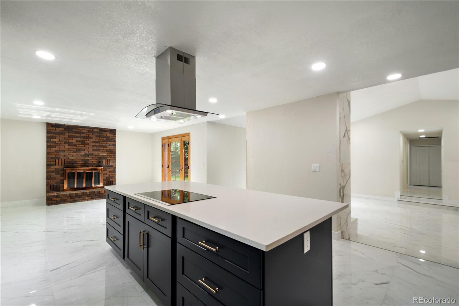 MLS Image #16 for 1392 e nichols avenue,centennial, Colorado