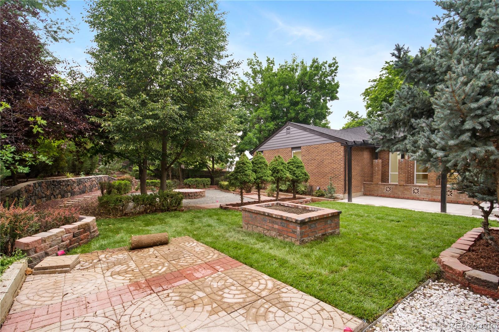 MLS Image #19 for 1392 e nichols avenue,centennial, Colorado