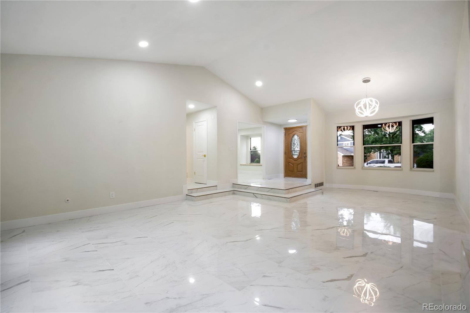 MLS Image #22 for 1392 e nichols avenue,centennial, Colorado