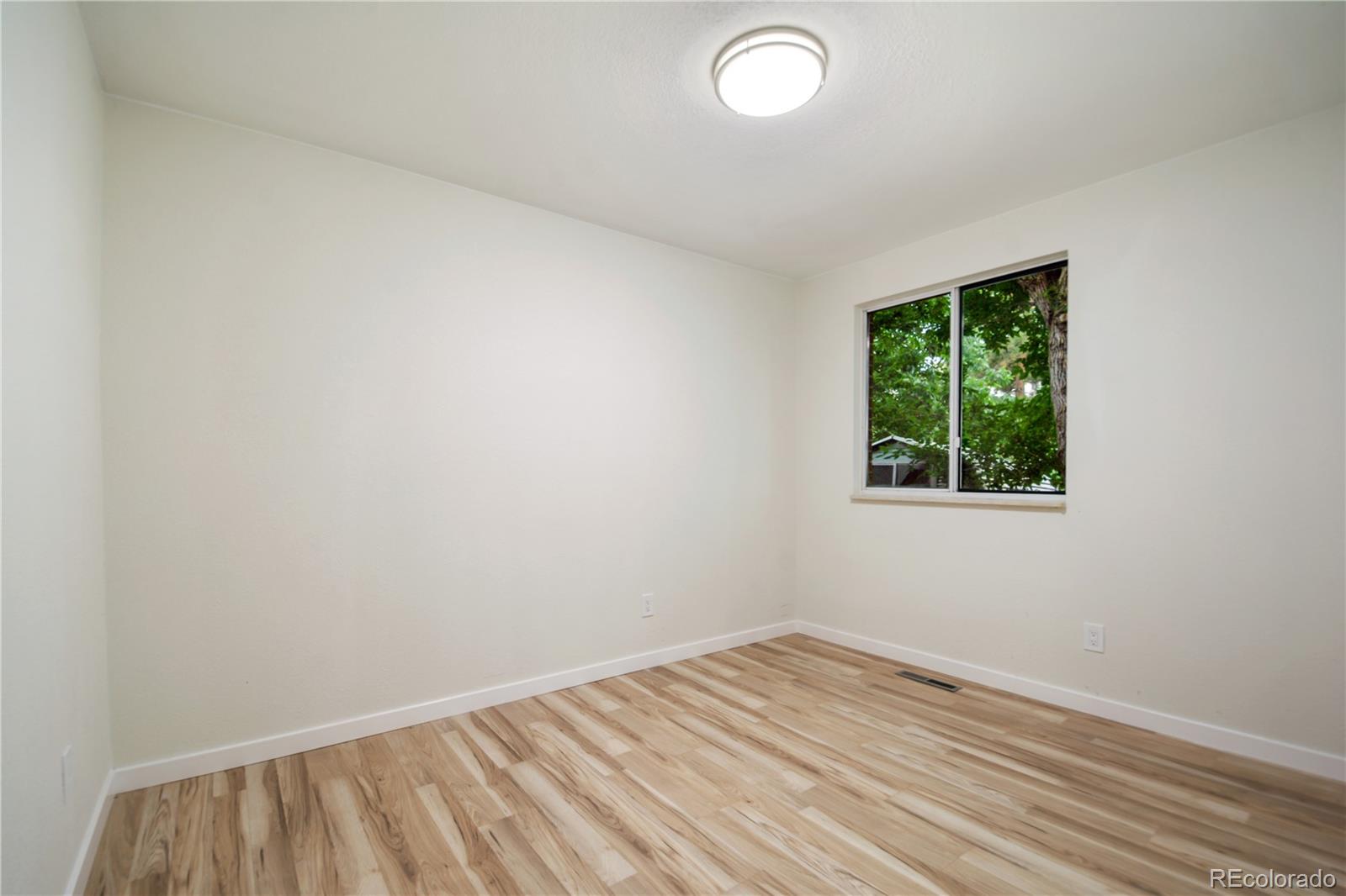 MLS Image #31 for 1392 e nichols avenue,centennial, Colorado