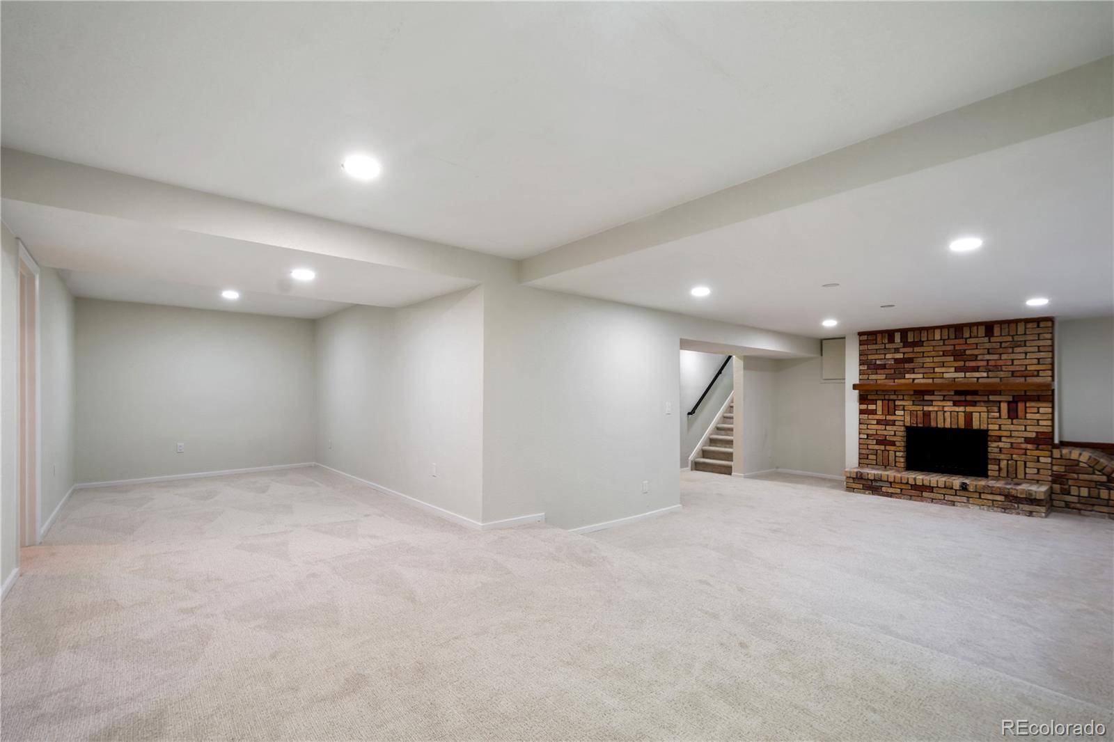 MLS Image #38 for 1392 e nichols avenue,centennial, Colorado