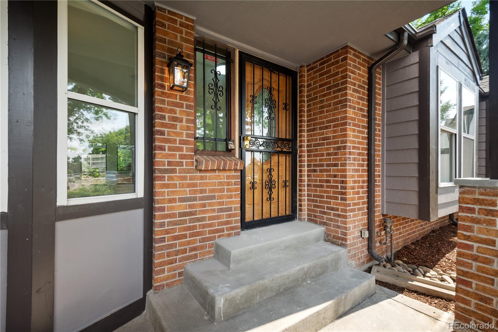 MLS Image #4 for 1392 e nichols avenue,centennial, Colorado