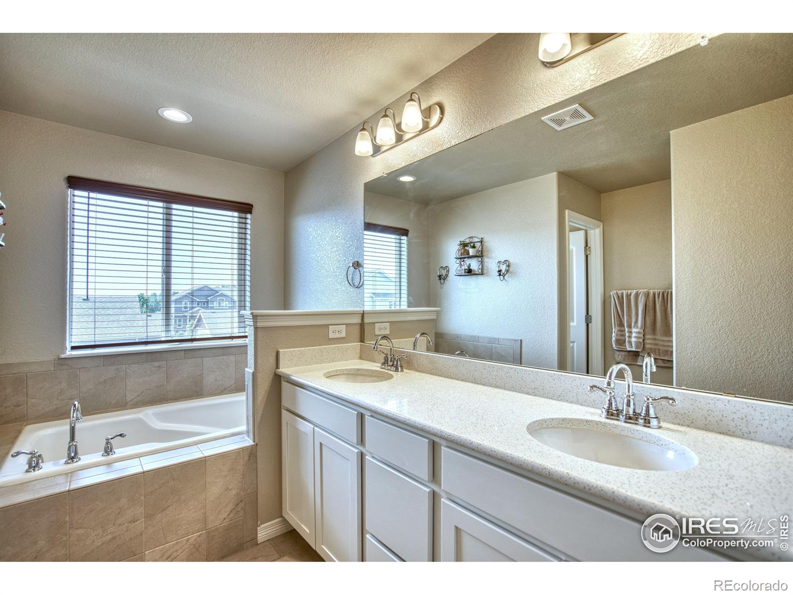 MLS Image #18 for 1866  egnar street,loveland, Colorado