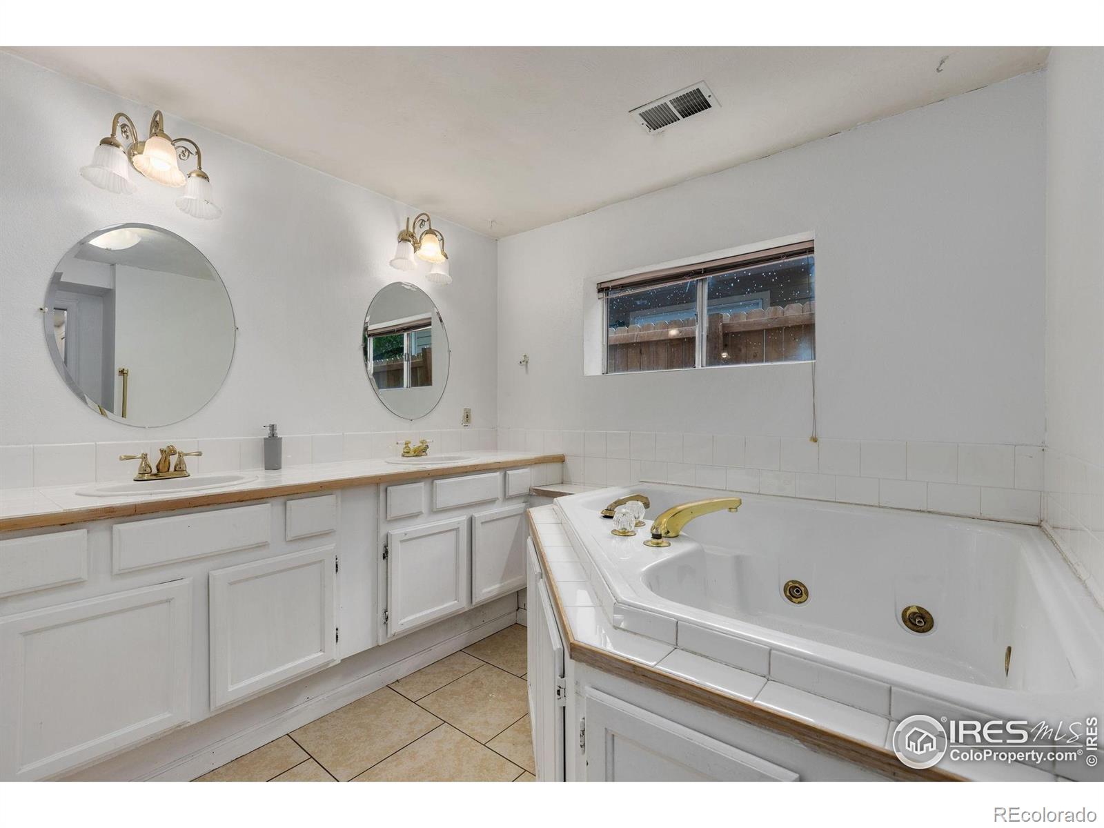MLS Image #14 for 247  wadsworth circle,longmont, Colorado
