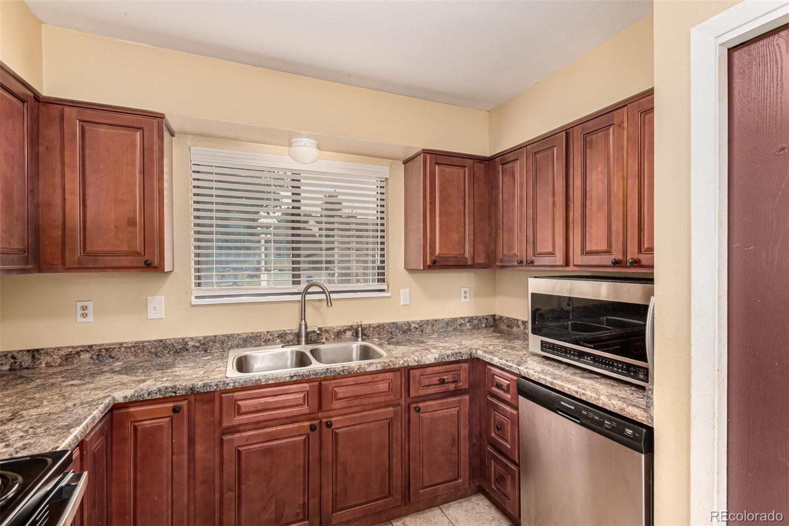 MLS Image #5 for 1420 s sierra drive,castle rock, Colorado