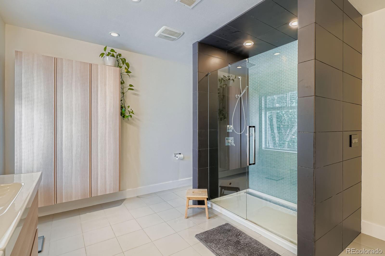 MLS Image #15 for 7190 w 1st avenue,lakewood, Colorado