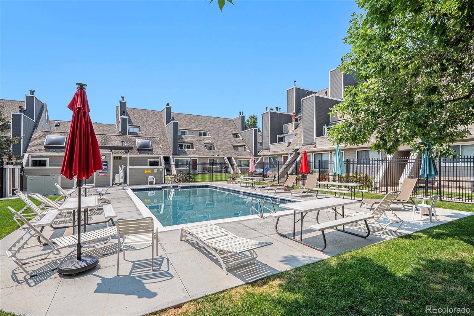 MLS Image #19 for 5250 s huron way,littleton, Colorado