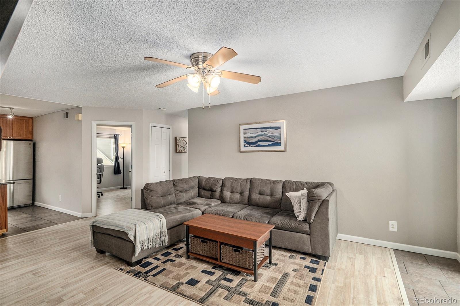 MLS Image #5 for 5250 s huron way,littleton, Colorado