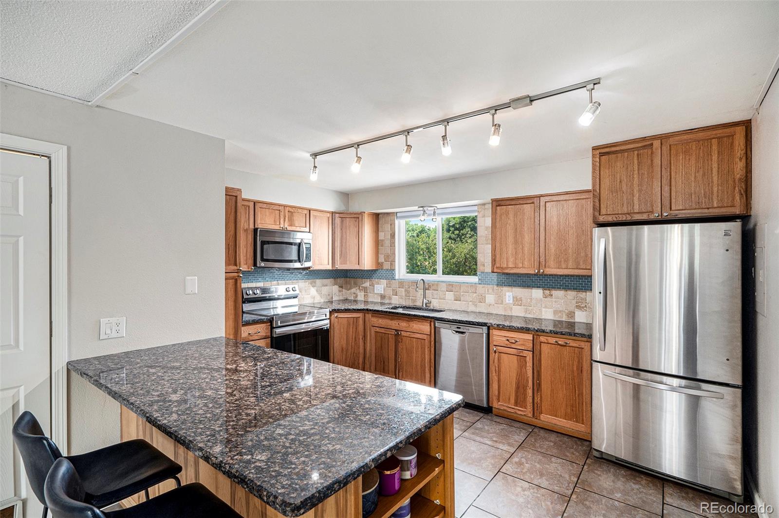 MLS Image #6 for 5250 s huron way,littleton, Colorado