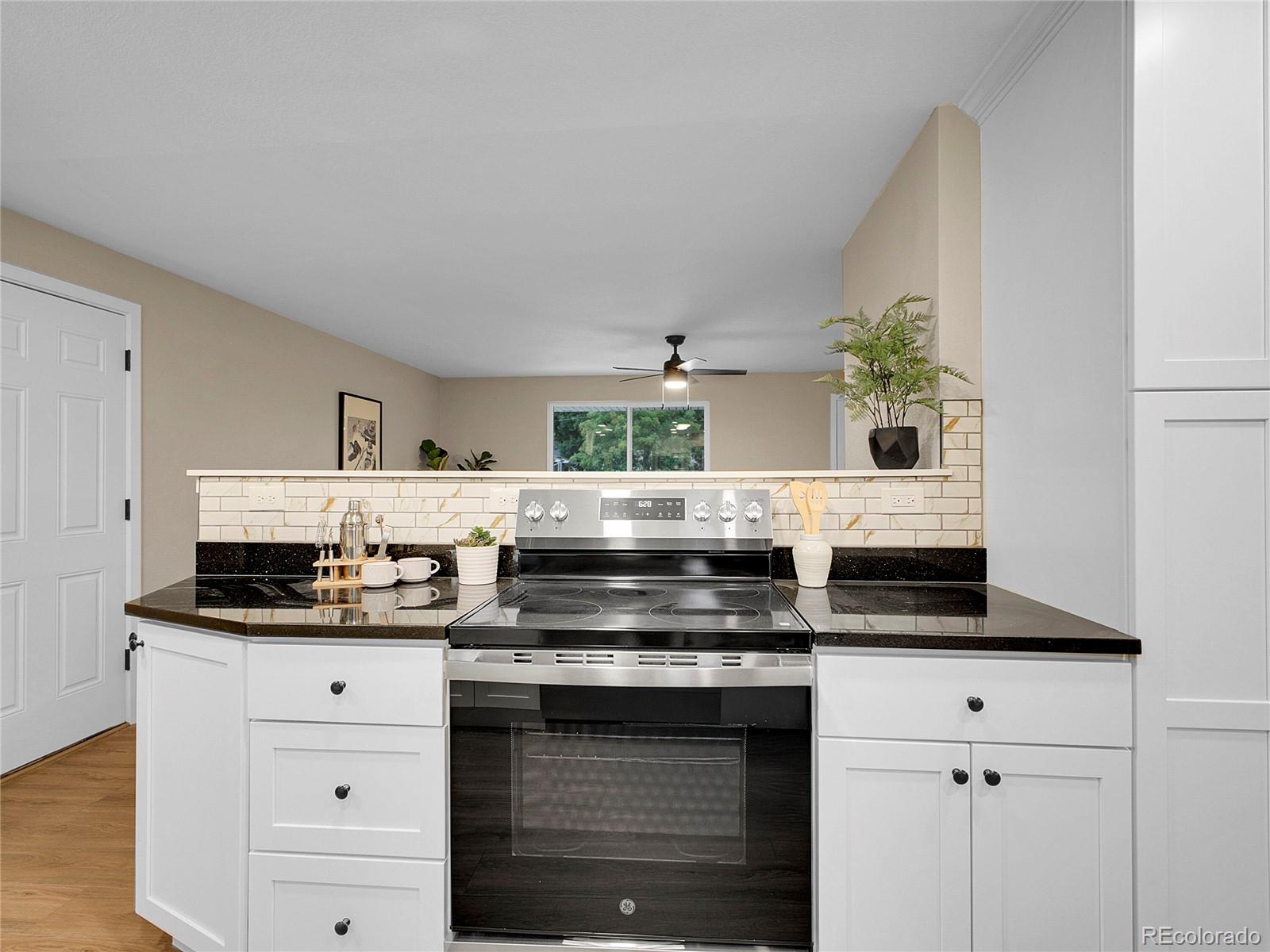 MLS Image #10 for 215 e panama drive,centennial, Colorado