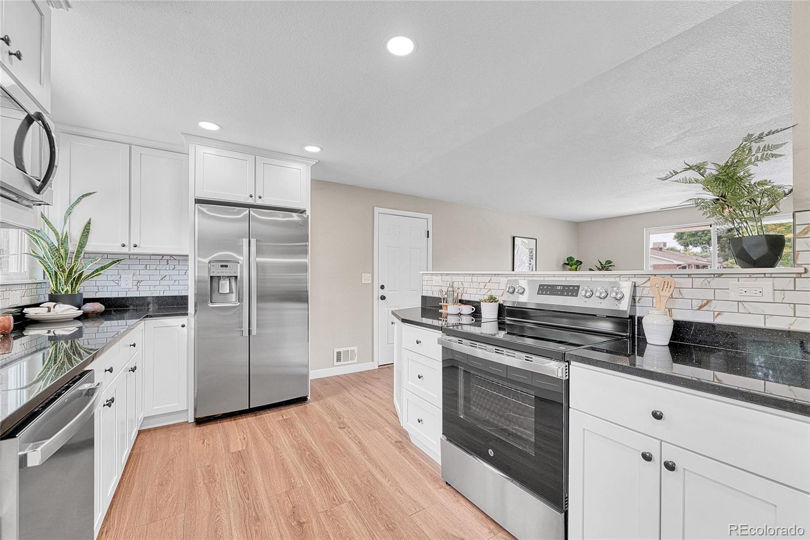 MLS Image #24 for 215 e panama drive,centennial, Colorado