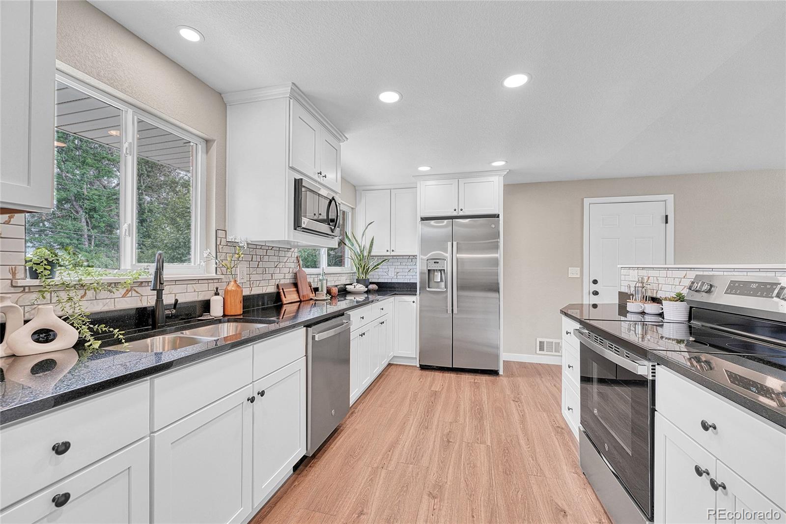 MLS Image #25 for 215 e panama drive,centennial, Colorado