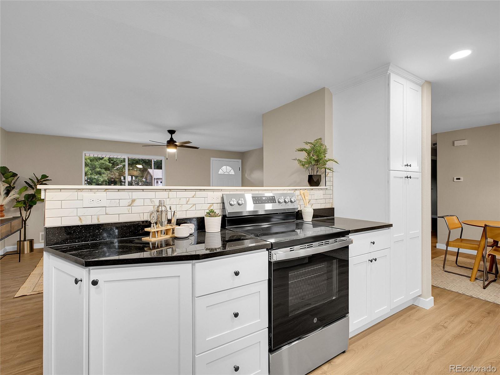 MLS Image #6 for 215 e panama drive,centennial, Colorado